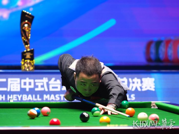 但他的表现 但他的表现